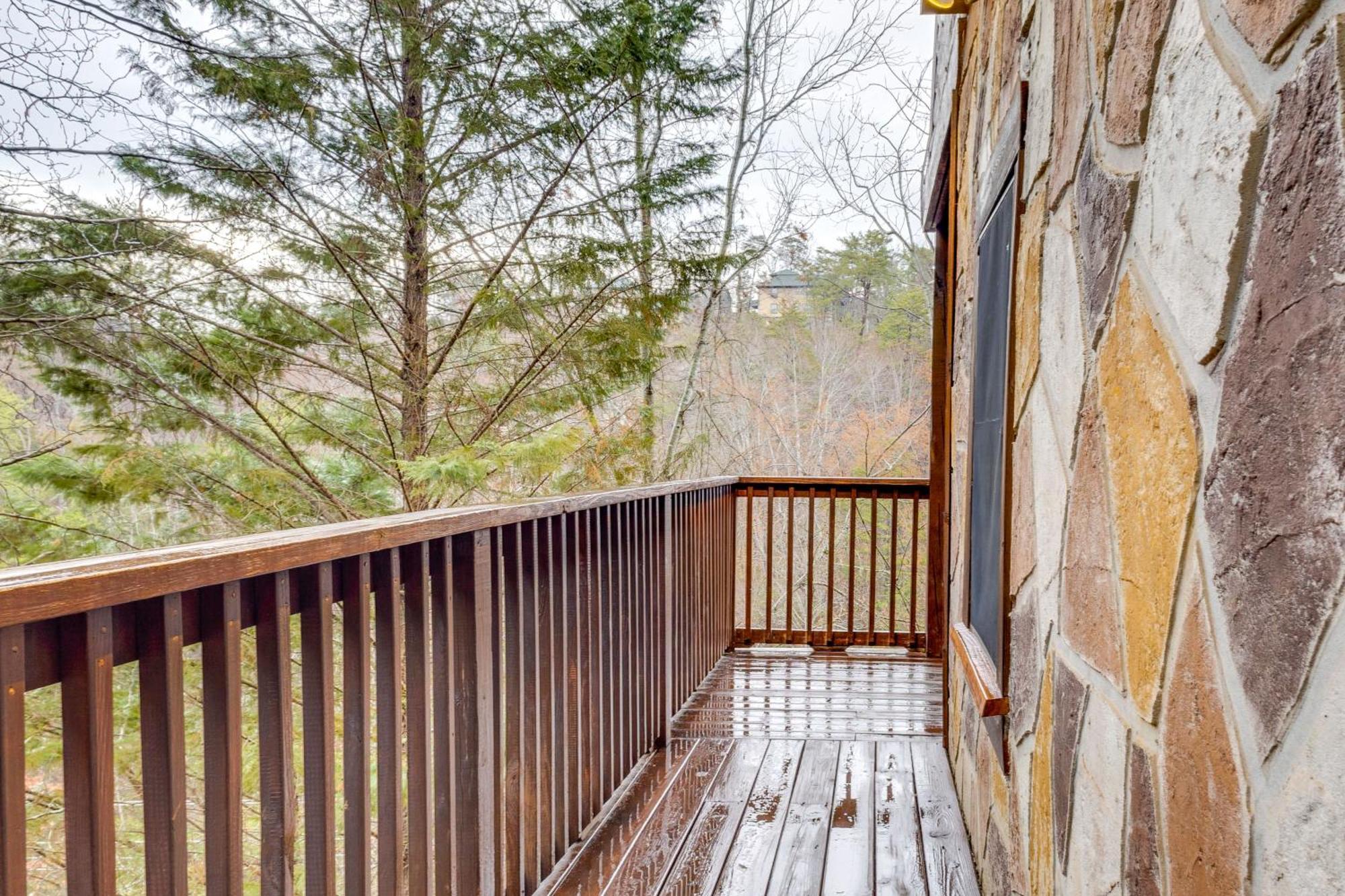 Pigeon Forge Resort Studio Cabin On Dollywood Ln! Eksteriør billede